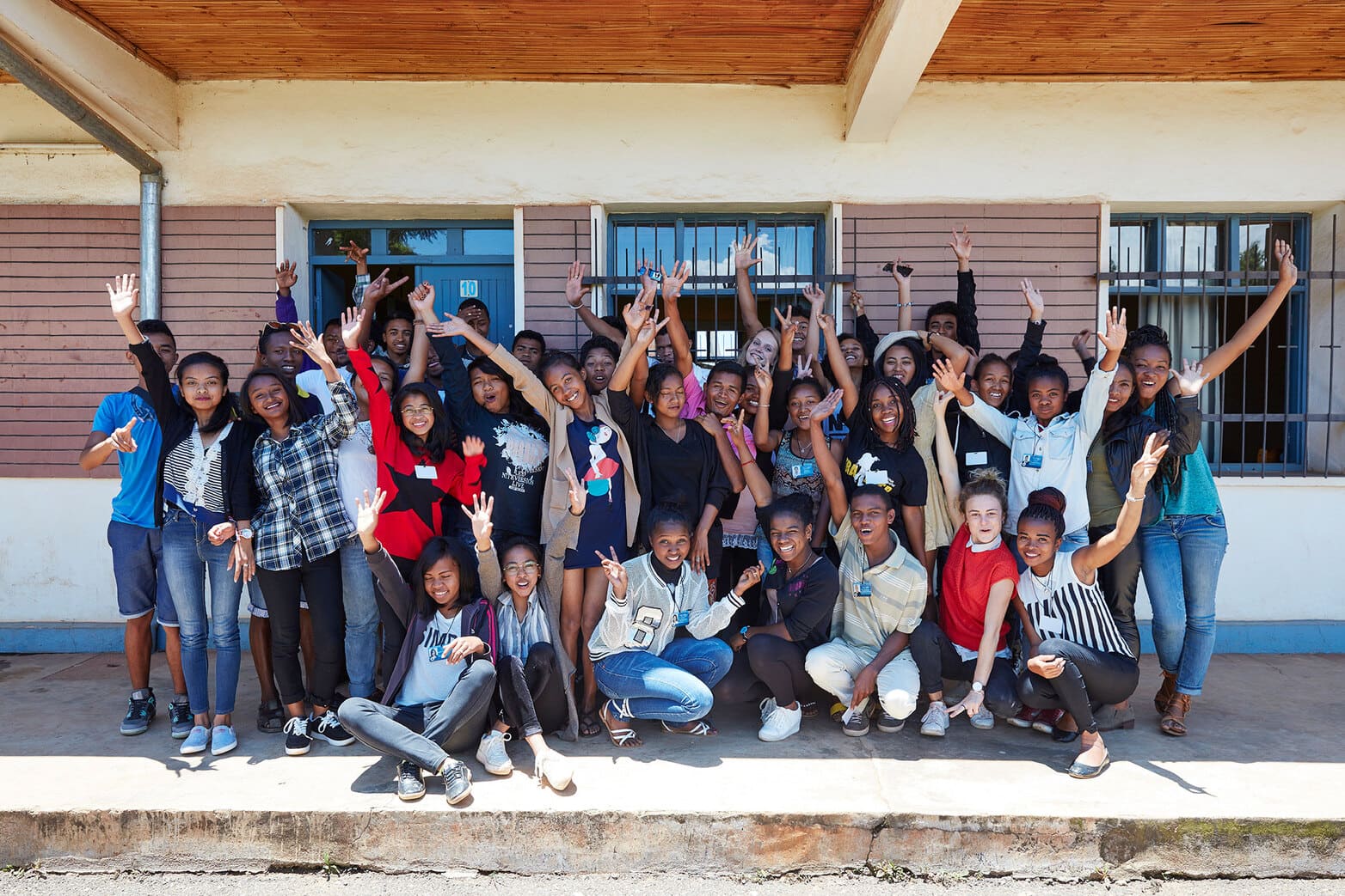 Gruppenfoto einer madagassischen Klasse